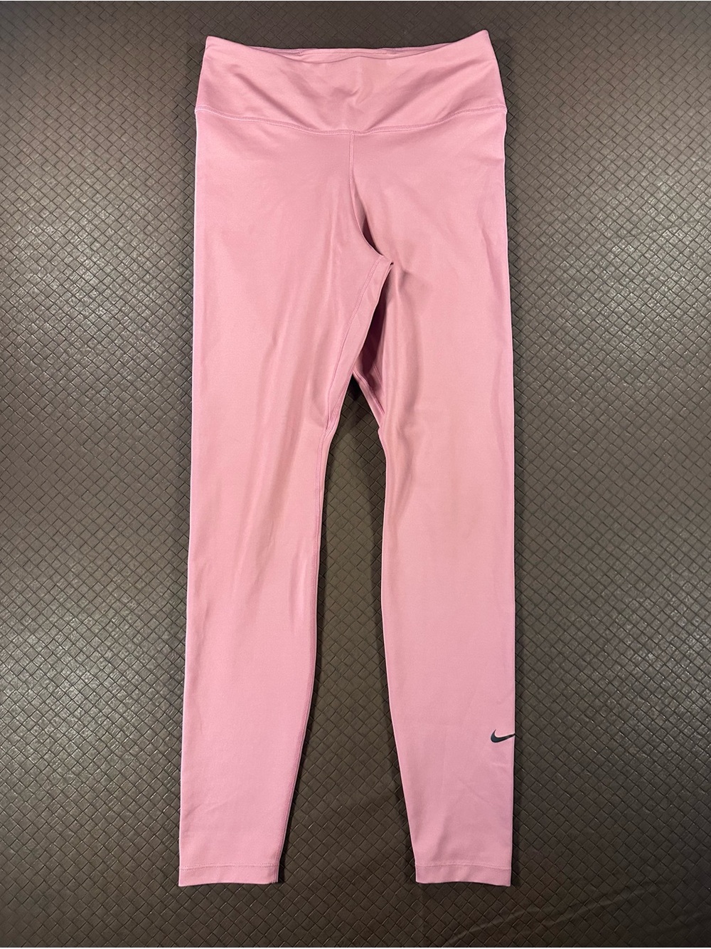Nike Women’s High Rise Dri-fit Leggings Pink Size Medium